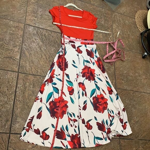 Women’s Large Scoop Neck Short Sleeve Spring Maxi Dress White Red Green Floral - Picture 9 of 10